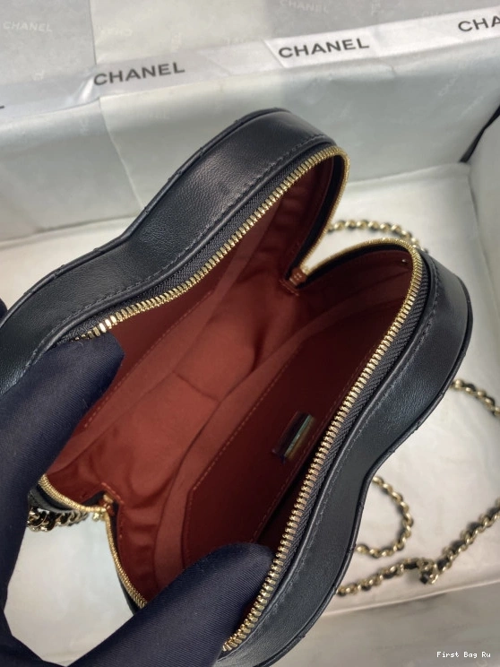 Firstbag Ru CHANEL Heart Bag-18*16.5*6.5CM 0811